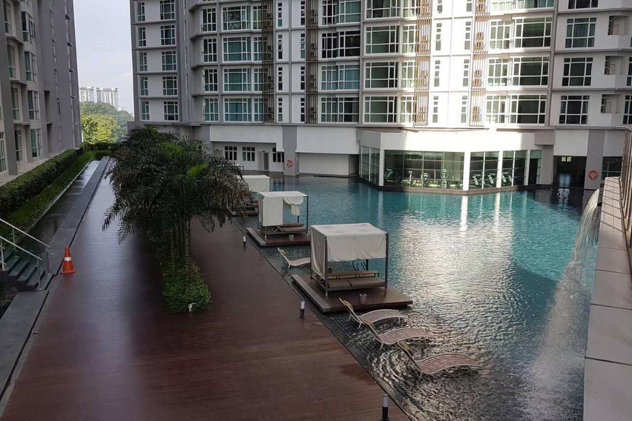 Homestay Kuala Lumpur ; Terminal Tbs ; Bukit Jalil Εξωτερικό φωτογραφία